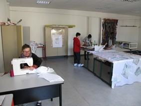 au travail dans l'atelier
